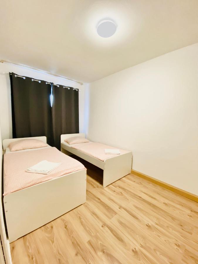 Tm Aparts 多特蒙德 外观 照片 A room at the hostel